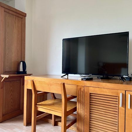 Noi Bai Dragon Airport Hotel מראה חיצוני תמונה