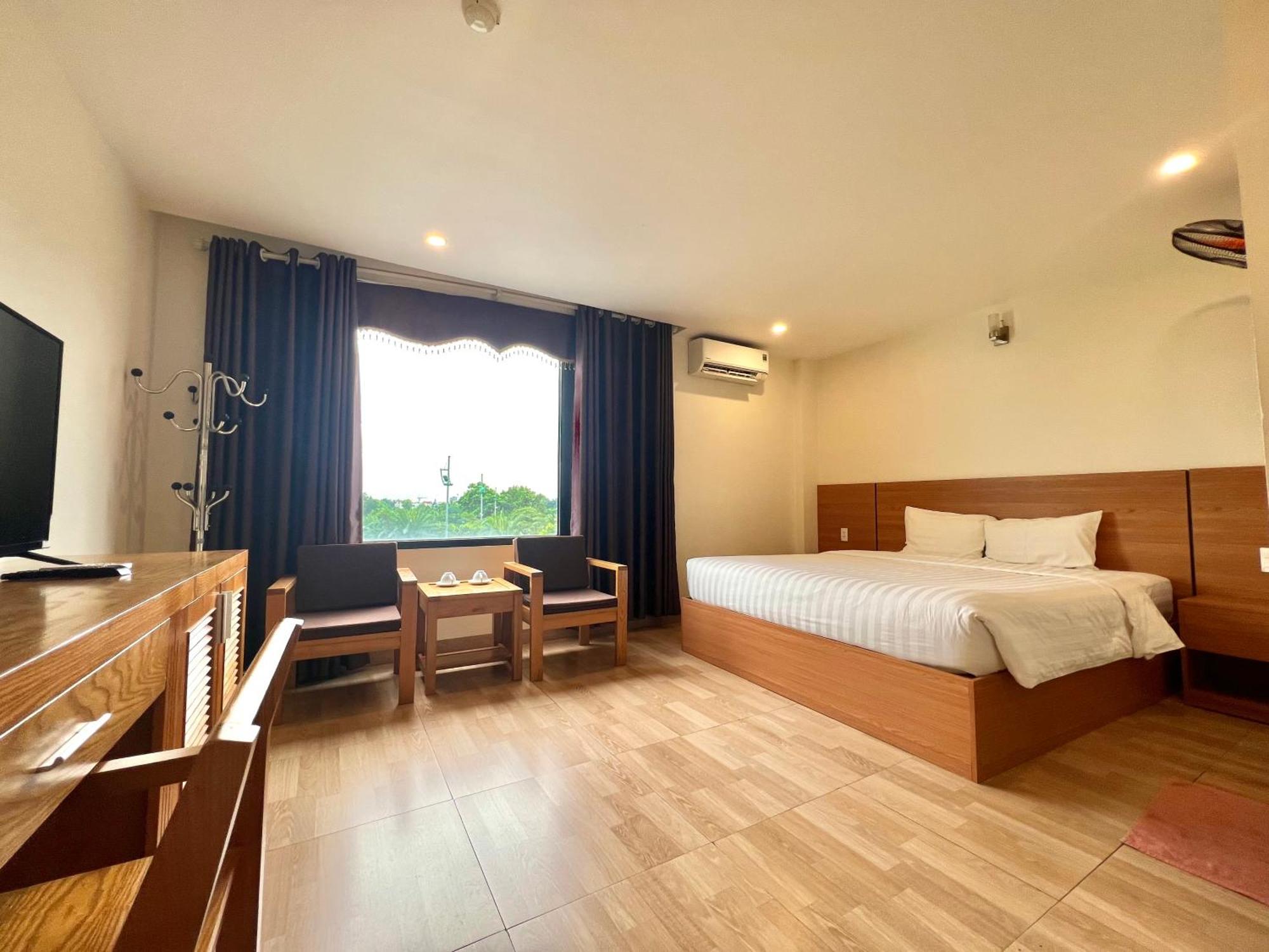 Noi Bai Dragon Airport Hotel מראה חיצוני תמונה