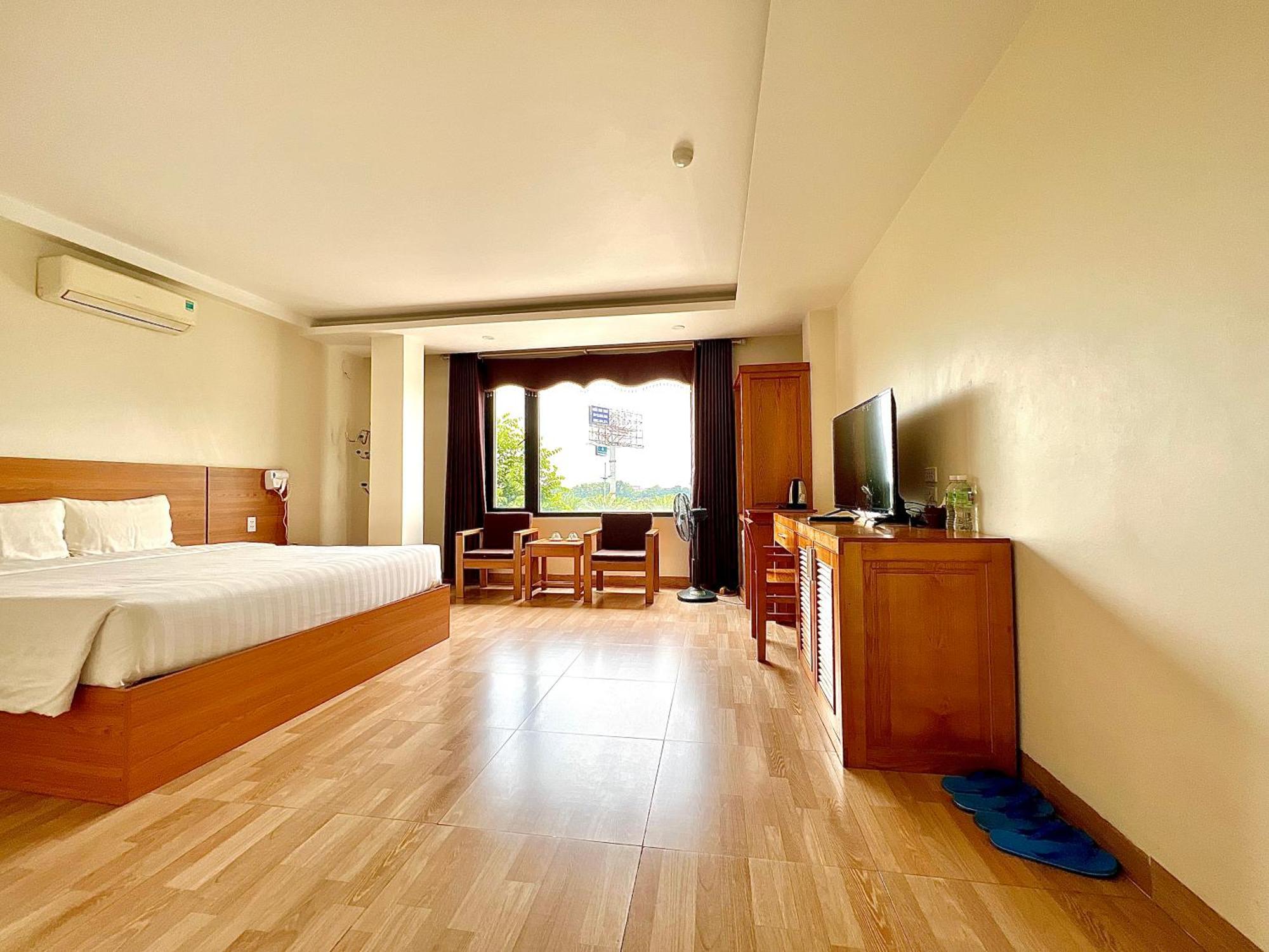 Noi Bai Dragon Airport Hotel מראה חיצוני תמונה