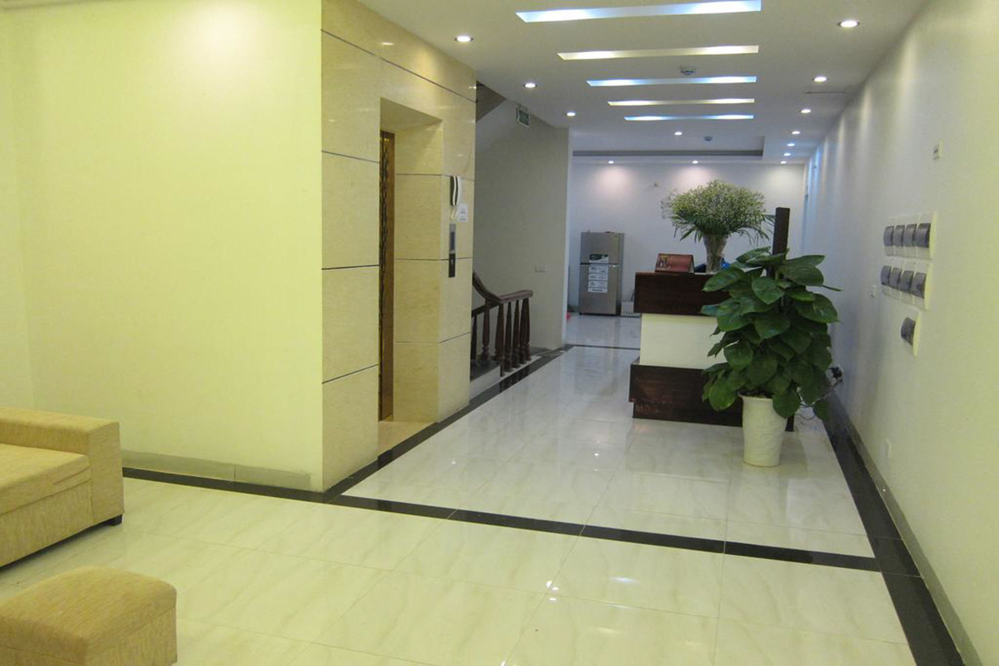 Noi Bai Dragon Airport Hotel מראה חיצוני תמונה