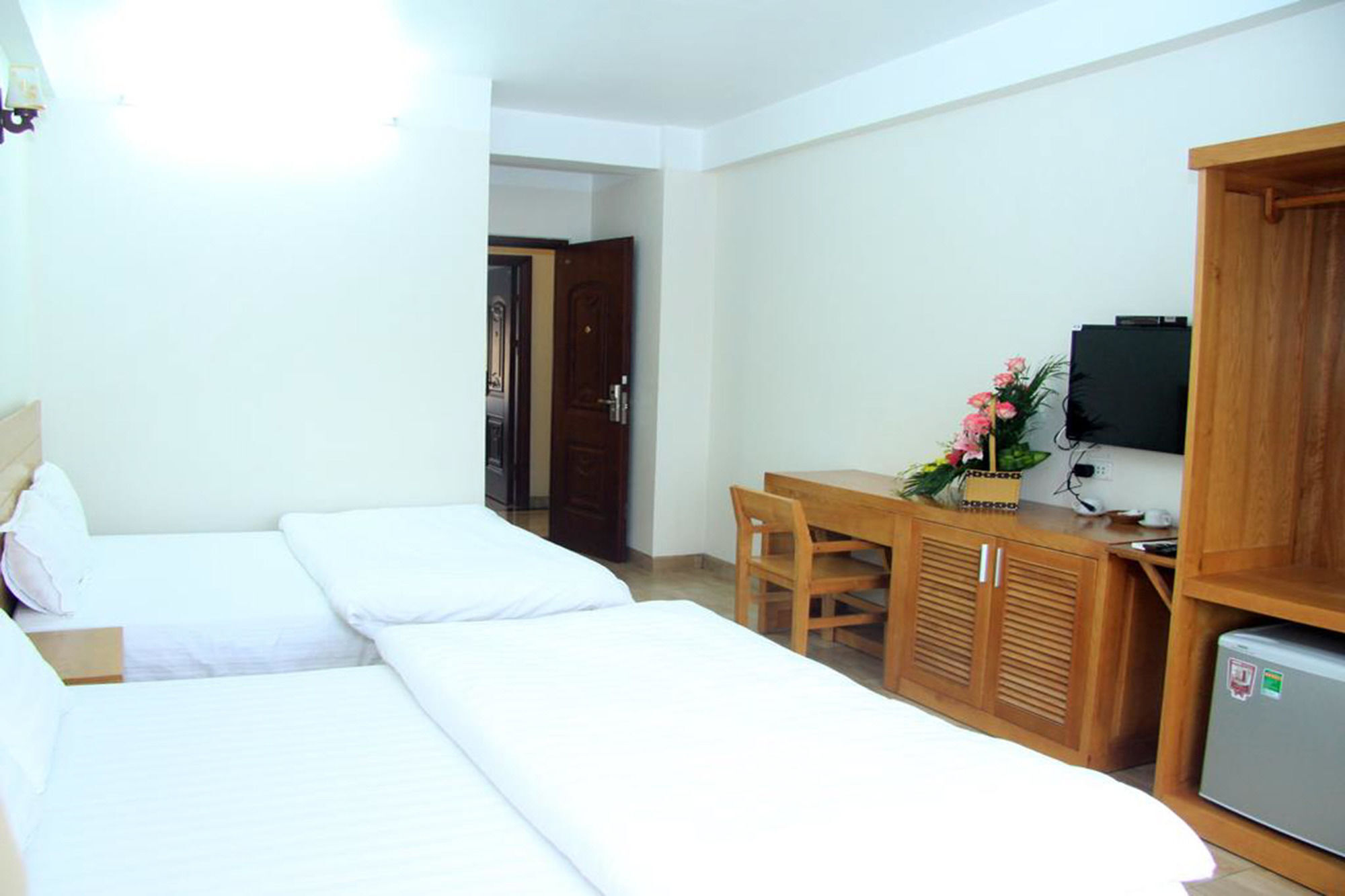 Noi Bai Dragon Airport Hotel מראה חיצוני תמונה